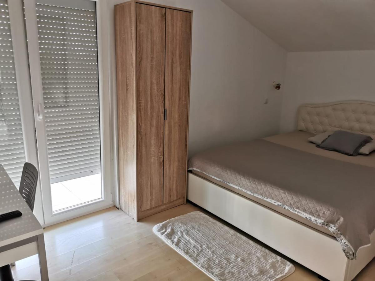 Apartman Blaslov ザダル エクステリア 写真